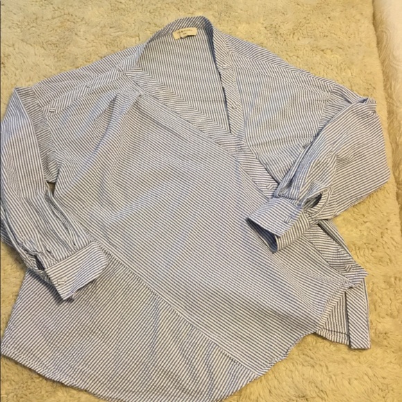 SOLD Habitual Large asymmetrical one shoulder top - Picture 5 of 8